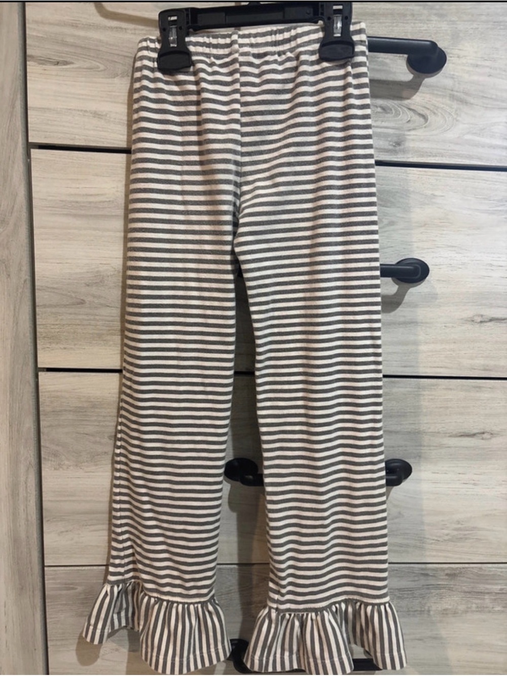 Girls Ruffle Pants - Picture 4 of 8